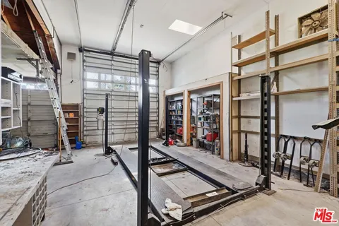 $1,099,999 | 6956 Wish Avenue, Van Nuys, CA 91406