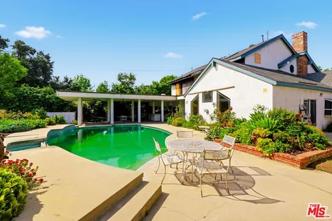 $1,099,999 | 6956 Wish Avenue, Van Nuys, CA 91406