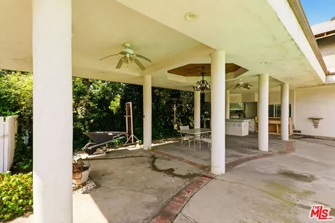 $1,099,999 | 6956 Wish Avenue, Van Nuys, CA 91406