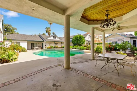 $1,099,999 | 6956 Wish Avenue, Van Nuys, CA 91406