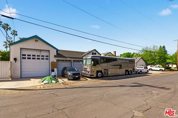 $1,099,999 | 6956 Wish Avenue, Van Nuys, CA 91406