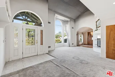 $1,099,999 | 6956 Wish Avenue, Van Nuys, CA 91406