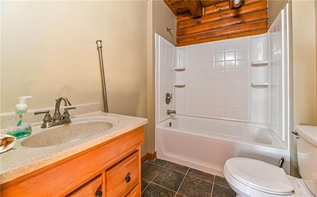 288 Myoma Road Mars, PA 16046 - Photo 15 of 25 Bathroom