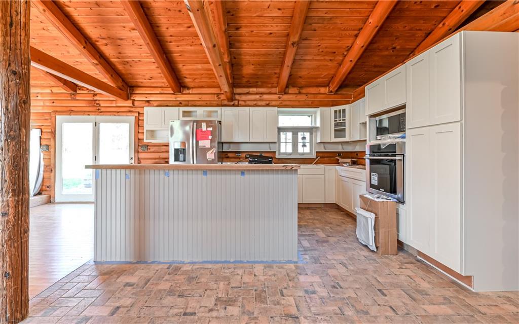 288 Myoma Road Mars, PA 16046 - Photo 18 of 25 Kitchen and Kitchen Island