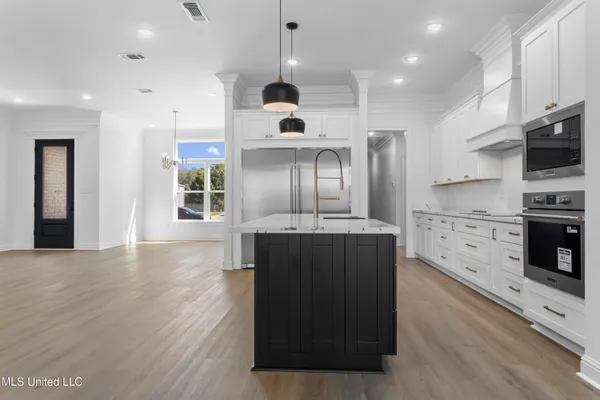 $519,500 | 620 Old Savannah Drive, Long Beach, MS 39560