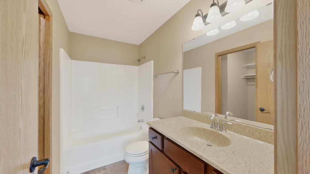 4024 Stone Point Drive Northeast Rochester, MN 55906 - Photo 25 of 38