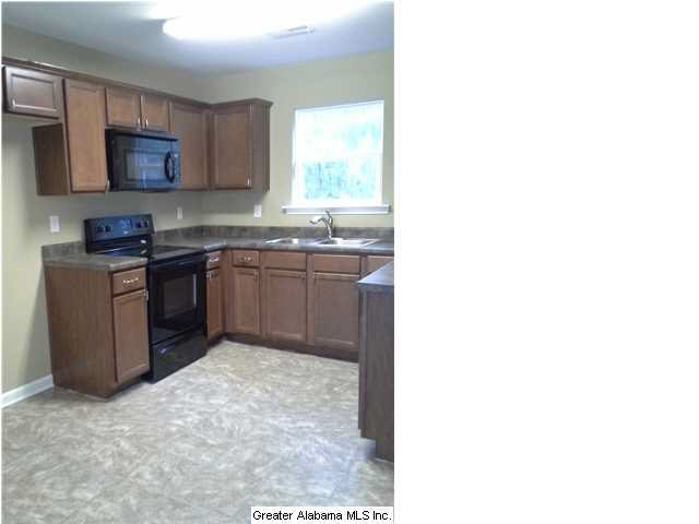 201 Hampton Drive, Unit 5 Calera, AL 35040 - Photo 2 of 6