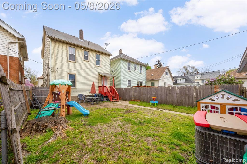 126 East Henry Street River Rouge, MI 48218 - Photo 4 of 31
