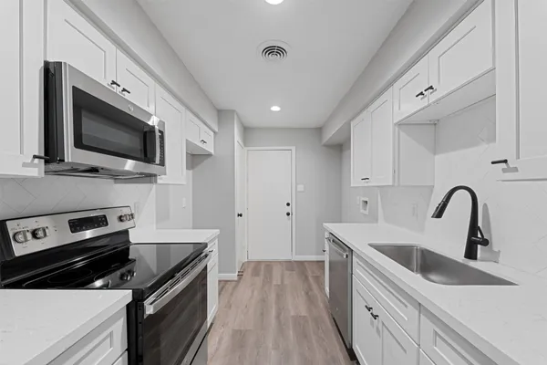 $1,495 | 2683 Gessner Road, Unit 501, Houston, TX 77080