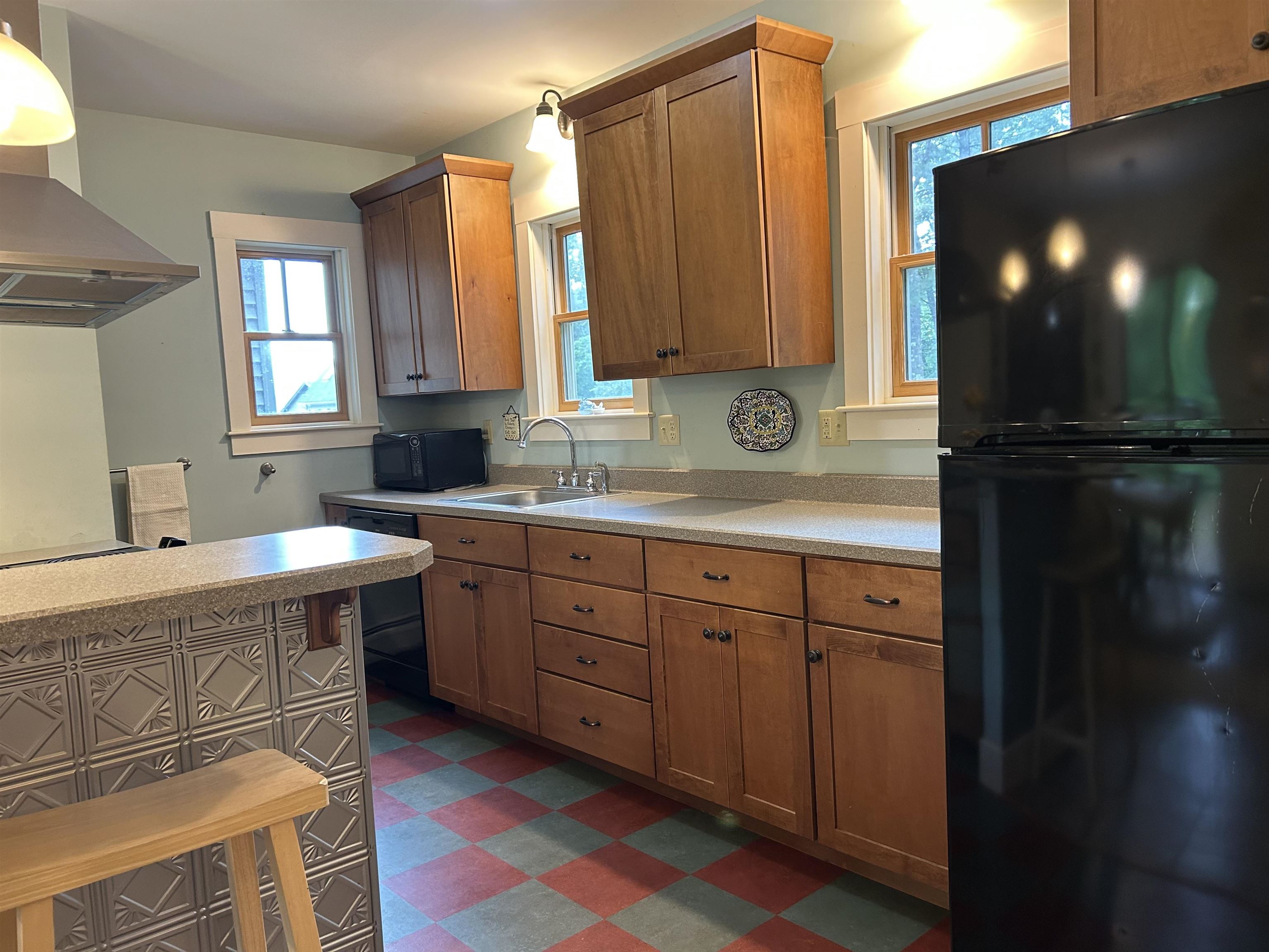 11 Morrison Avenue Meredith, NH 03253 - Photo 18 of 40