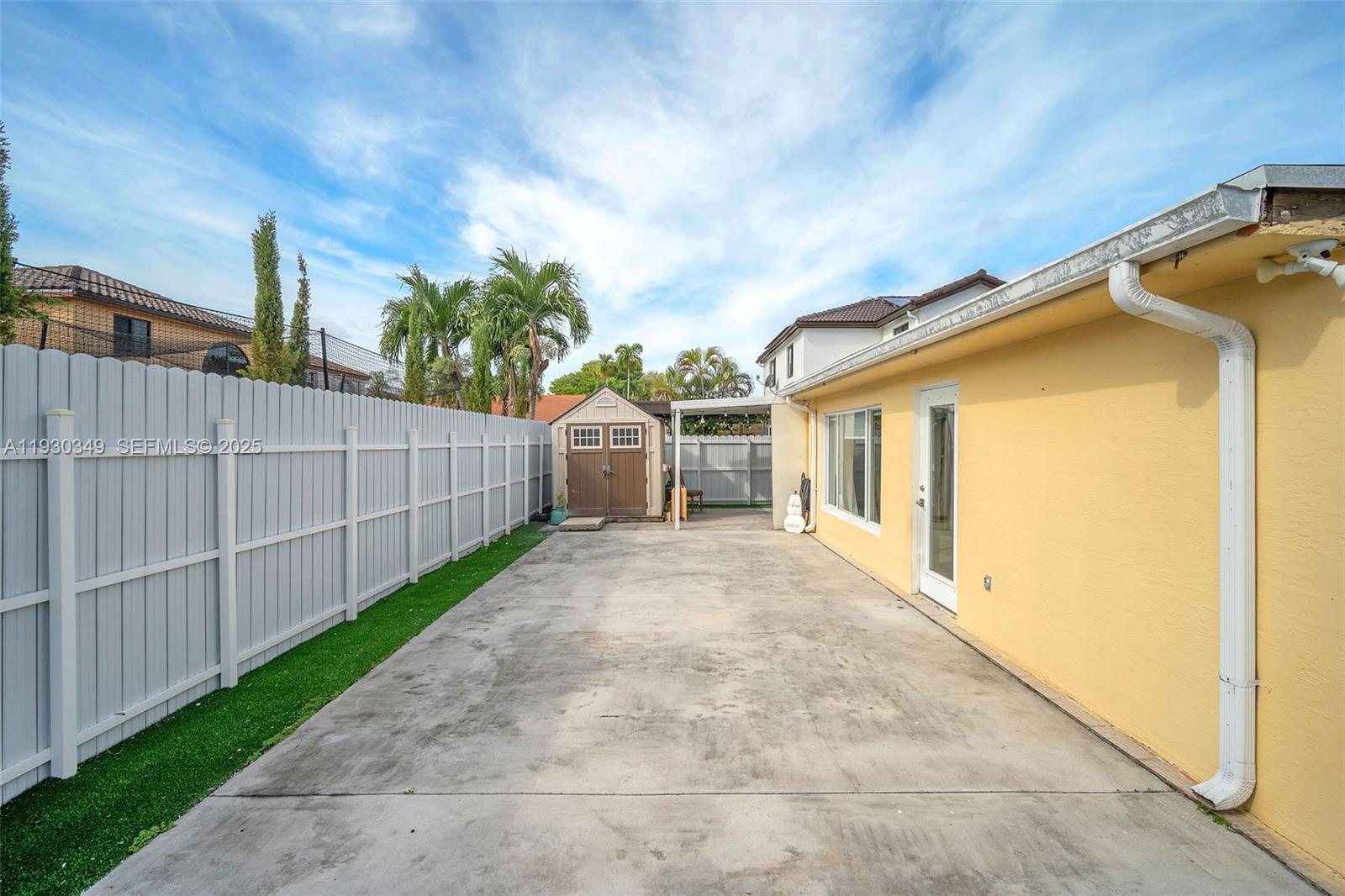 8300 Northwest 201st Street Hialeah, FL 33015 - Photo 23 of 33 a view of a garage