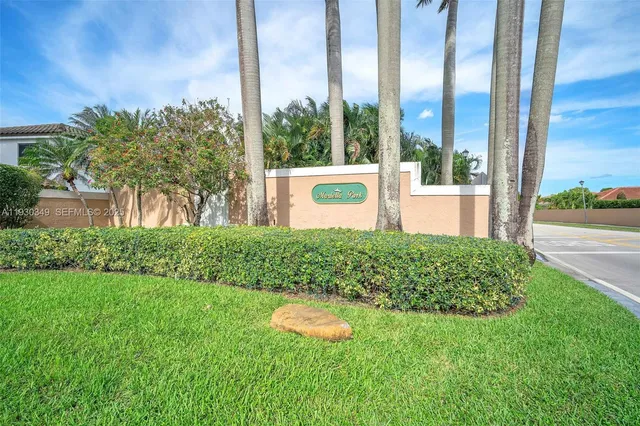 $599,999 | 8300 Northwest 201st Street, Hialeah, FL 33015