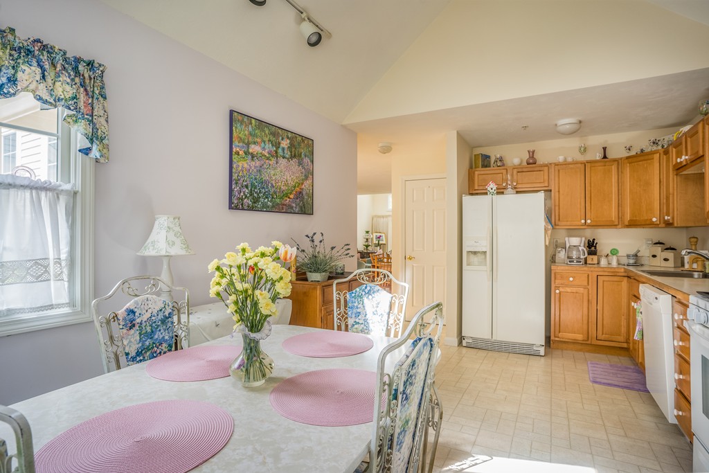 6 Red Cedar Road, Unit 6 Mashpee, MA 02649 - Photo 8 of 28 Gallery Image 8