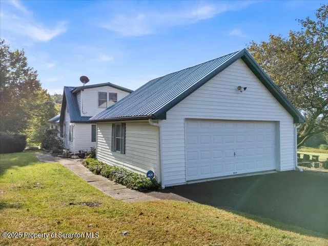 $750,000 | 3886 Bow Bridge Road, Friendsville, PA 18818