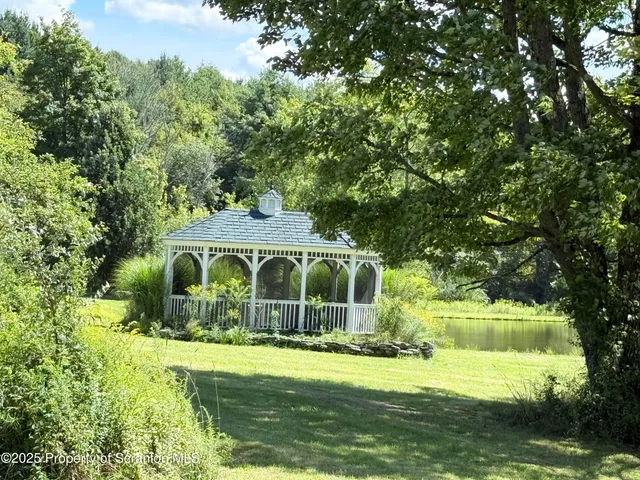 $750,000 | 3886 Bow Bridge Road, Friendsville, PA 18818