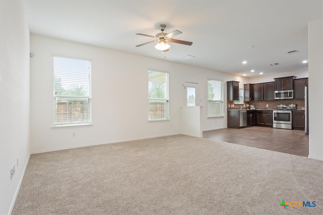 240 Foster Lane Jarrell, TX 76537 - Photo 12 of 44
