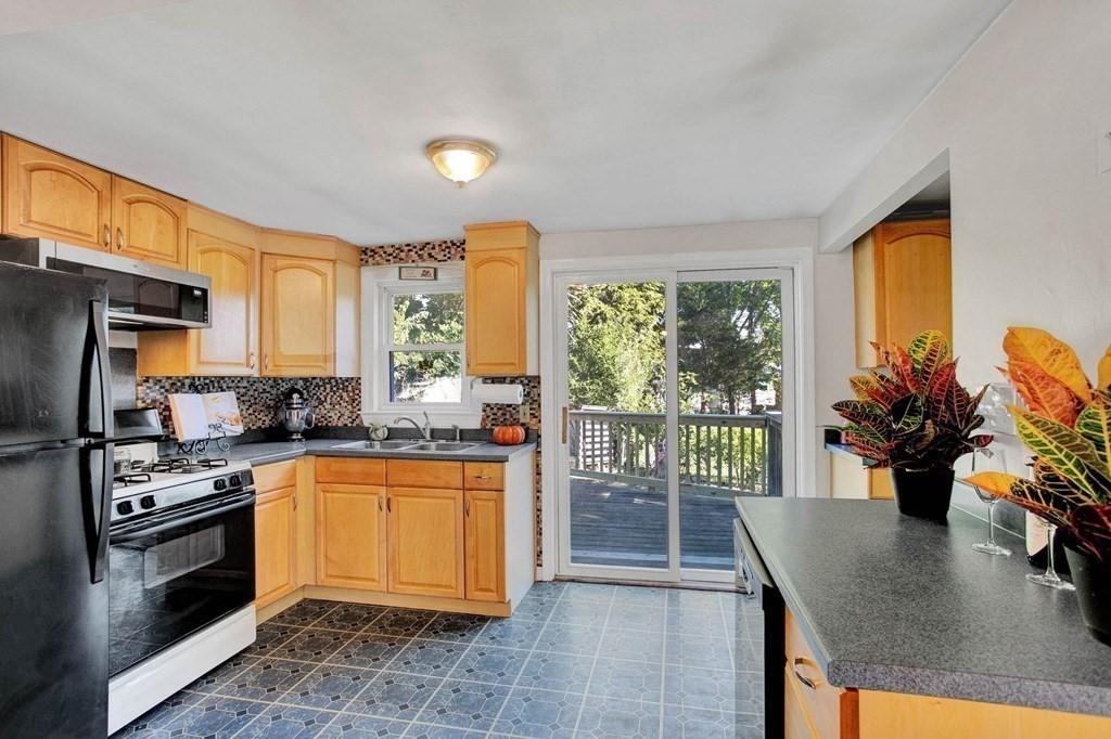 1 Allen Road Peabody, MA 01960 - Photo 9 of 18 Gallery Image 9