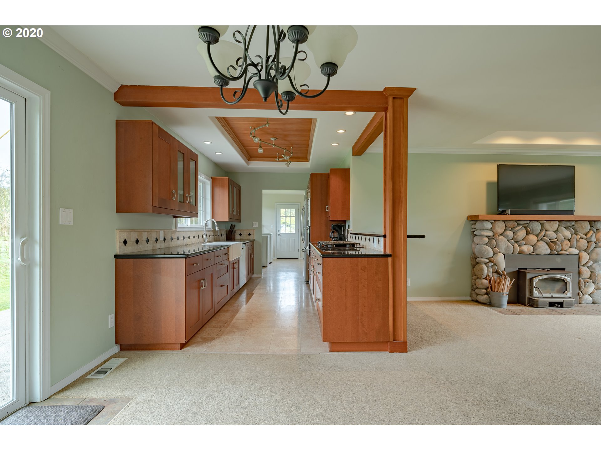92436 Conroy Road Astoria, OR 97103 - Photo 8 of 26 Gallery Image 8