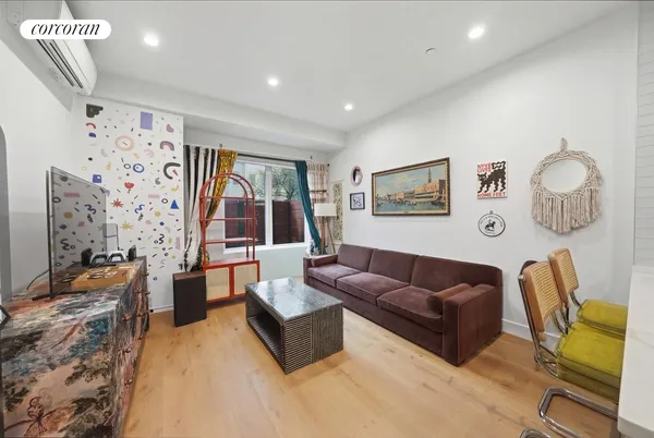 $535,000 | 256 Winthrop Street, Unit 1A | Prospect Lefferts Gardens