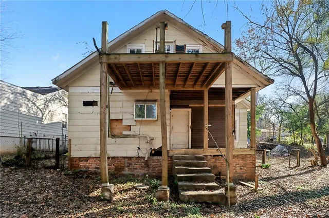 $189,900 | 2901 8th Street, Atlanta, GA 30344