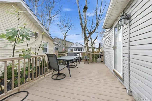 $379,000 | 20 Magnolia Place, Unit 20 | Silver Beach