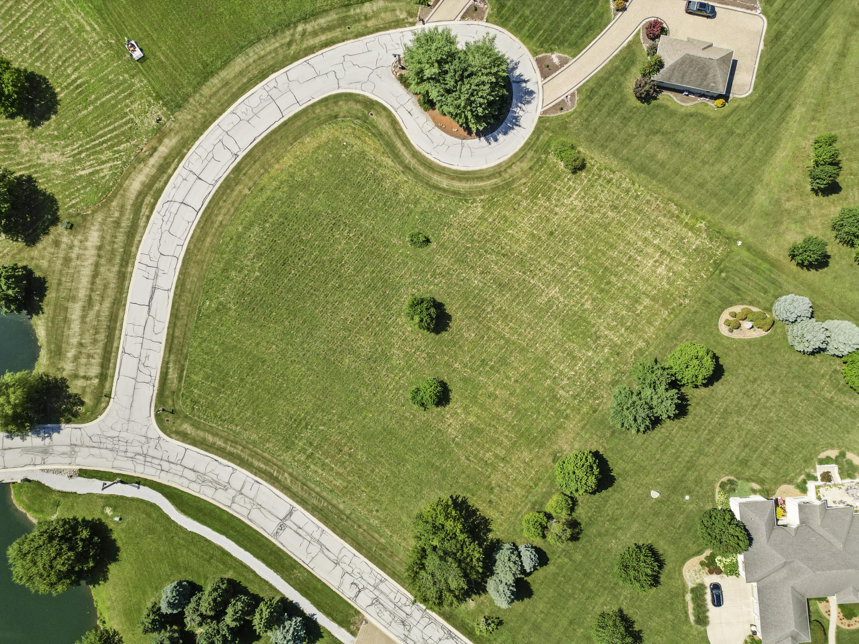 2960 Spring Rain Court Valparaiso, IN 46385 - Photo 12 of 14 3000x2250