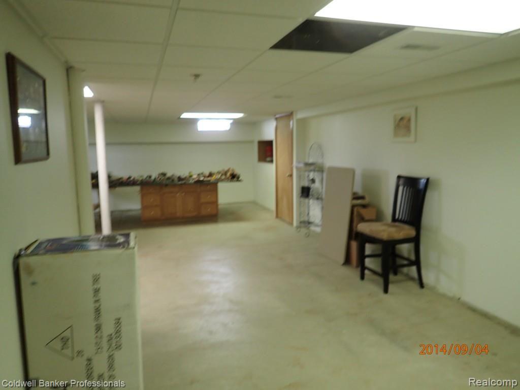 520 Maple Grove Road Lapeer, MI 48446 - Photo 34 of 48 P9040129.jpg