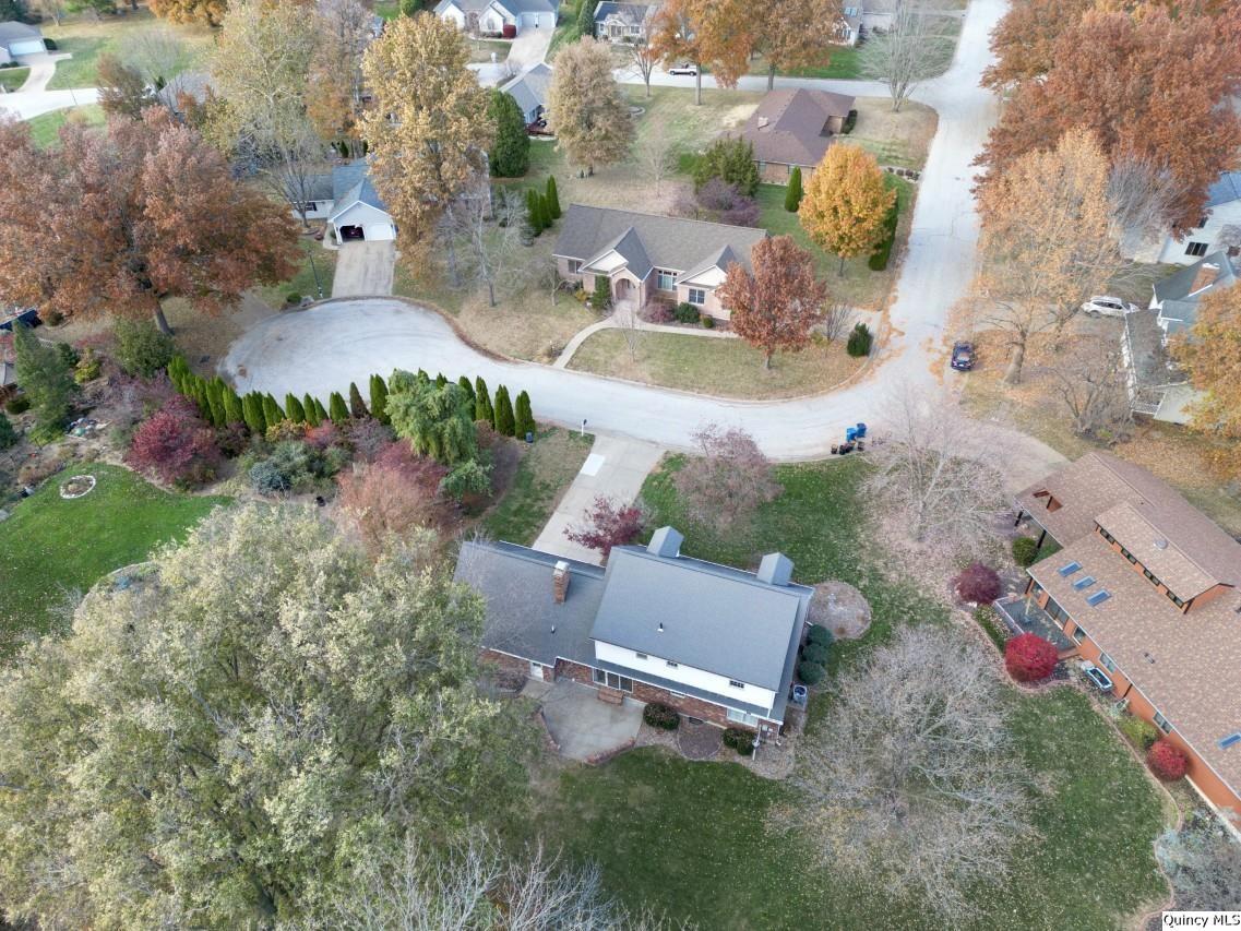 2123 South 30th Street Quincy, IL 62301 - Photo 30 of 36 an aerial view of a