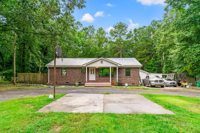 $380,000 | 419 Kerria Circle, Moncks Corner, SC 29461