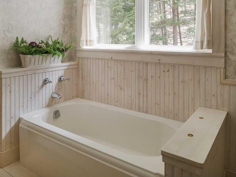 487 Cross Point Road Edgecomb, ME 04556 - Photo 18 of 35 Bathroom. The tub in the...