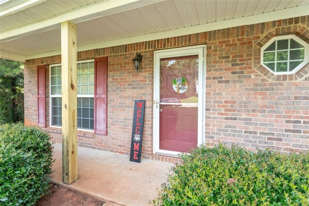 1537 Cardinal Lane Winder, GA 30680 - Photo 5 of 29