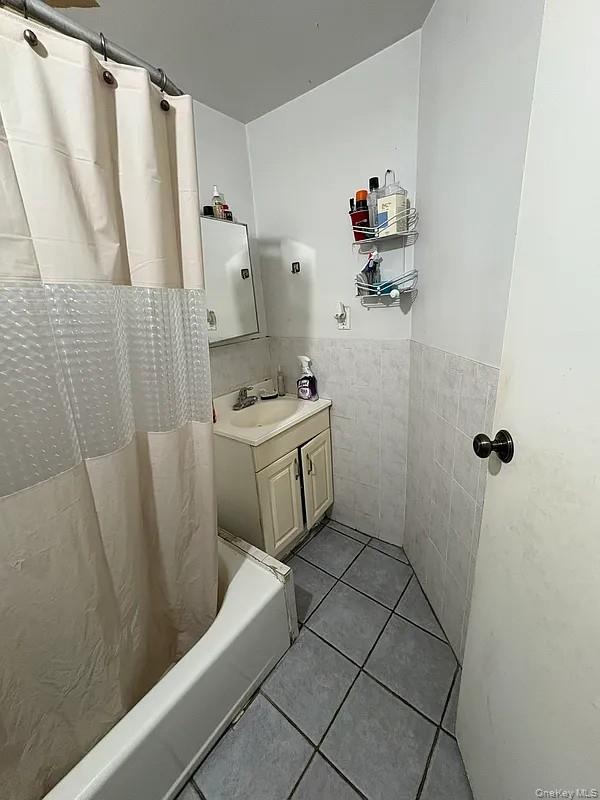 106-13 34th Avenue Queens, NY 11368 - Photo 8 of 22