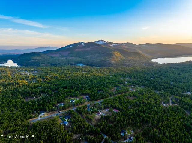 $1,488,000 | 5867 West Sparrowhawk Drive, Rathdrum, ID 83858