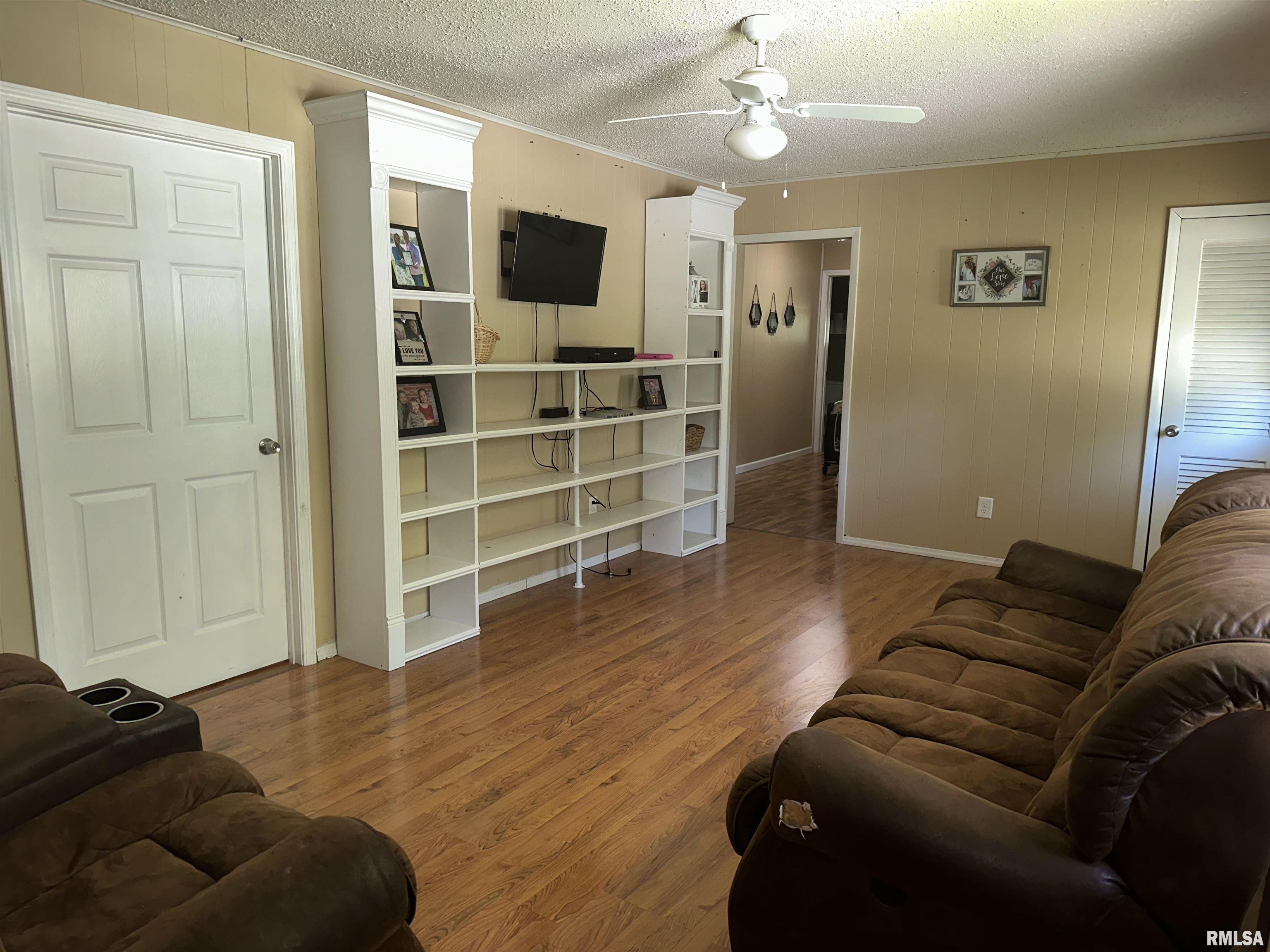 509 Berry Street Freeman Spur, IL 62841 - Photo 21 of 42