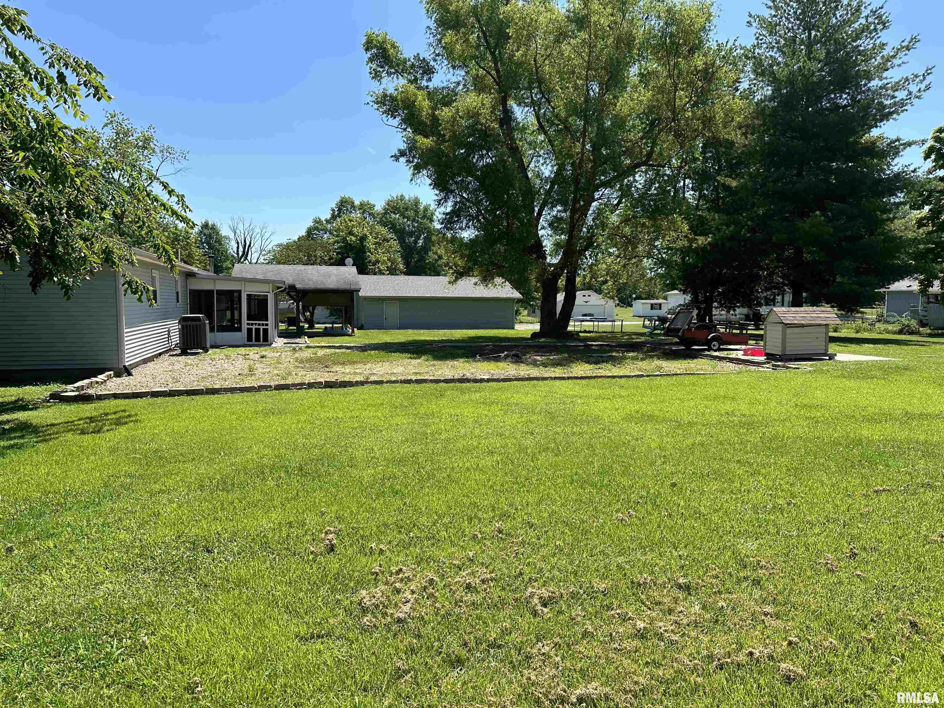 509 Berry Street Freeman Spur, IL 62841 - Photo 40 of 42