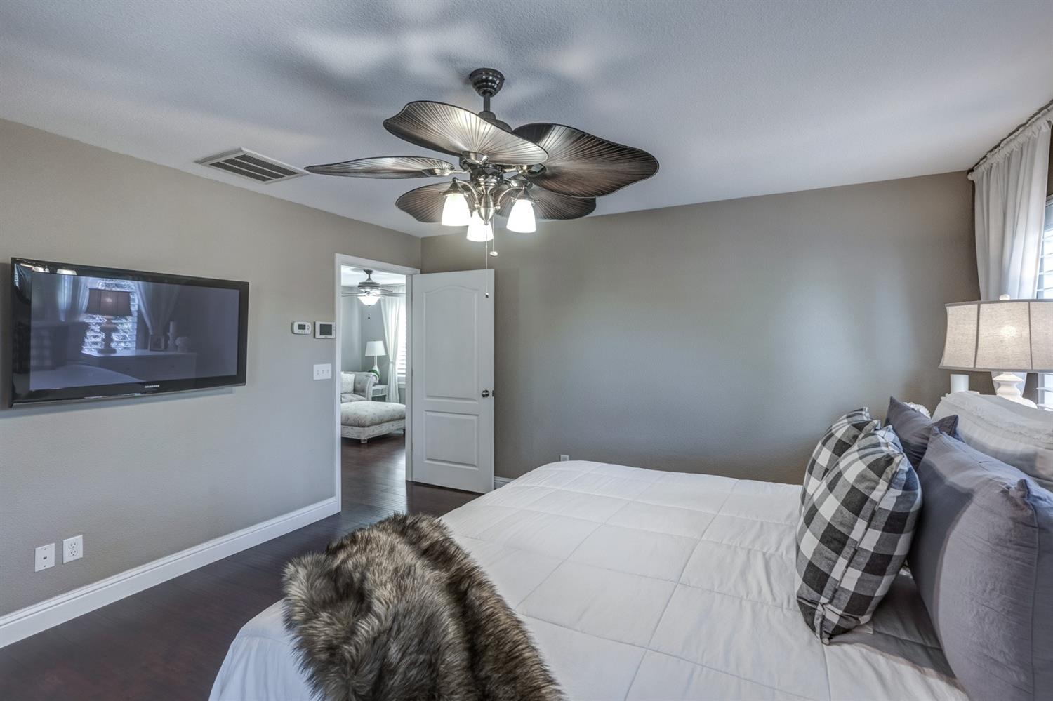 692 Blueberry Lane Madera, CA 93638 - Photo 29 of 43