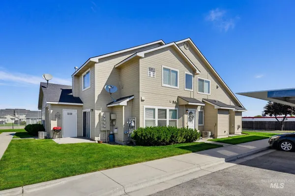 $835,000 | 16953 North Pamelas Loop, Nampa, ID 83651