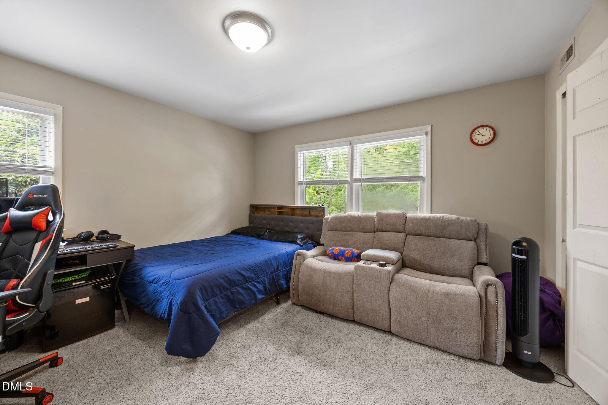 5904 Deblyn Avenue Raleigh, NC 27612 - Photo 21 of 32 32-web-or-mls-IMG_7458