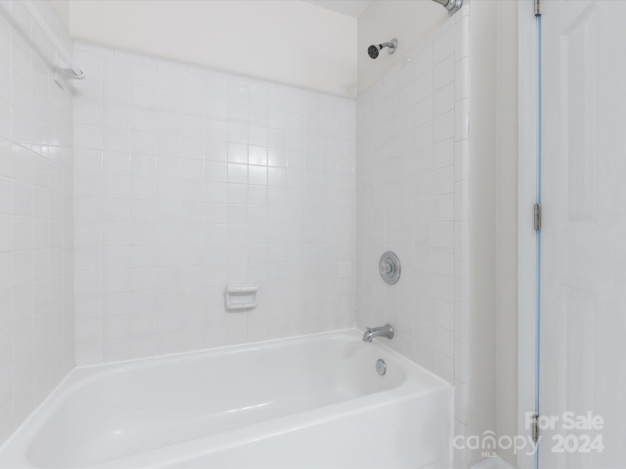 5003 Sharon Road, Unit D Charlotte, NC 28210 - Photo 30 of 34