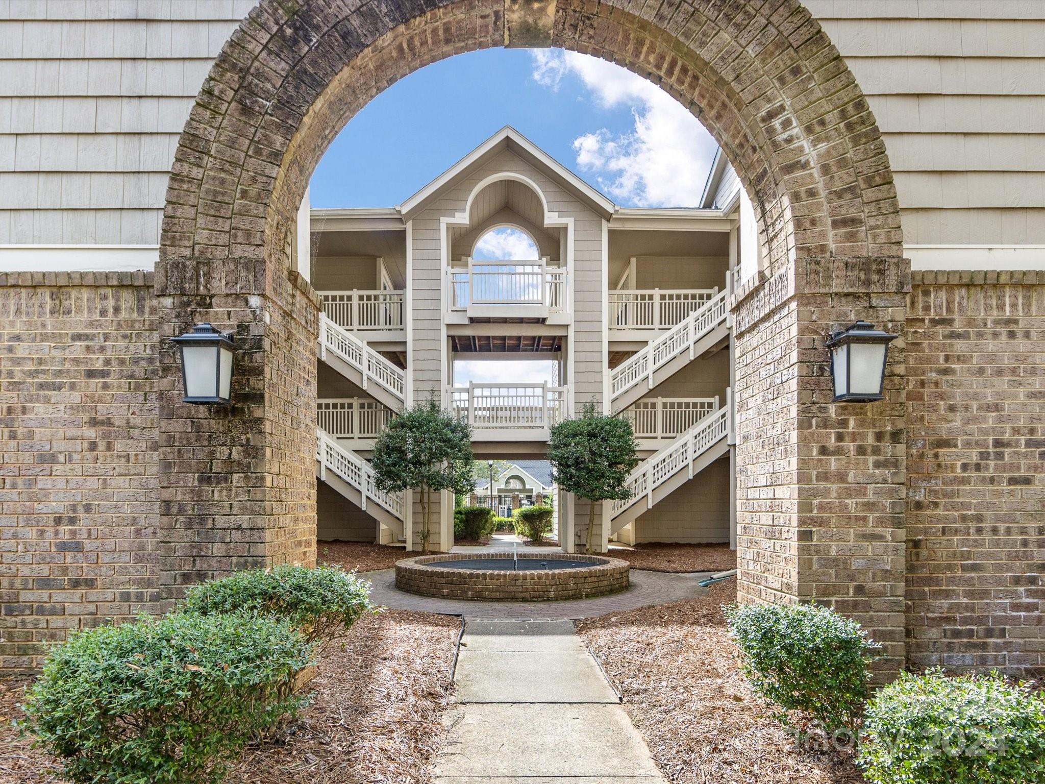 5003 Sharon Road, Unit D Charlotte, NC 28210 - Photo 31 of 34