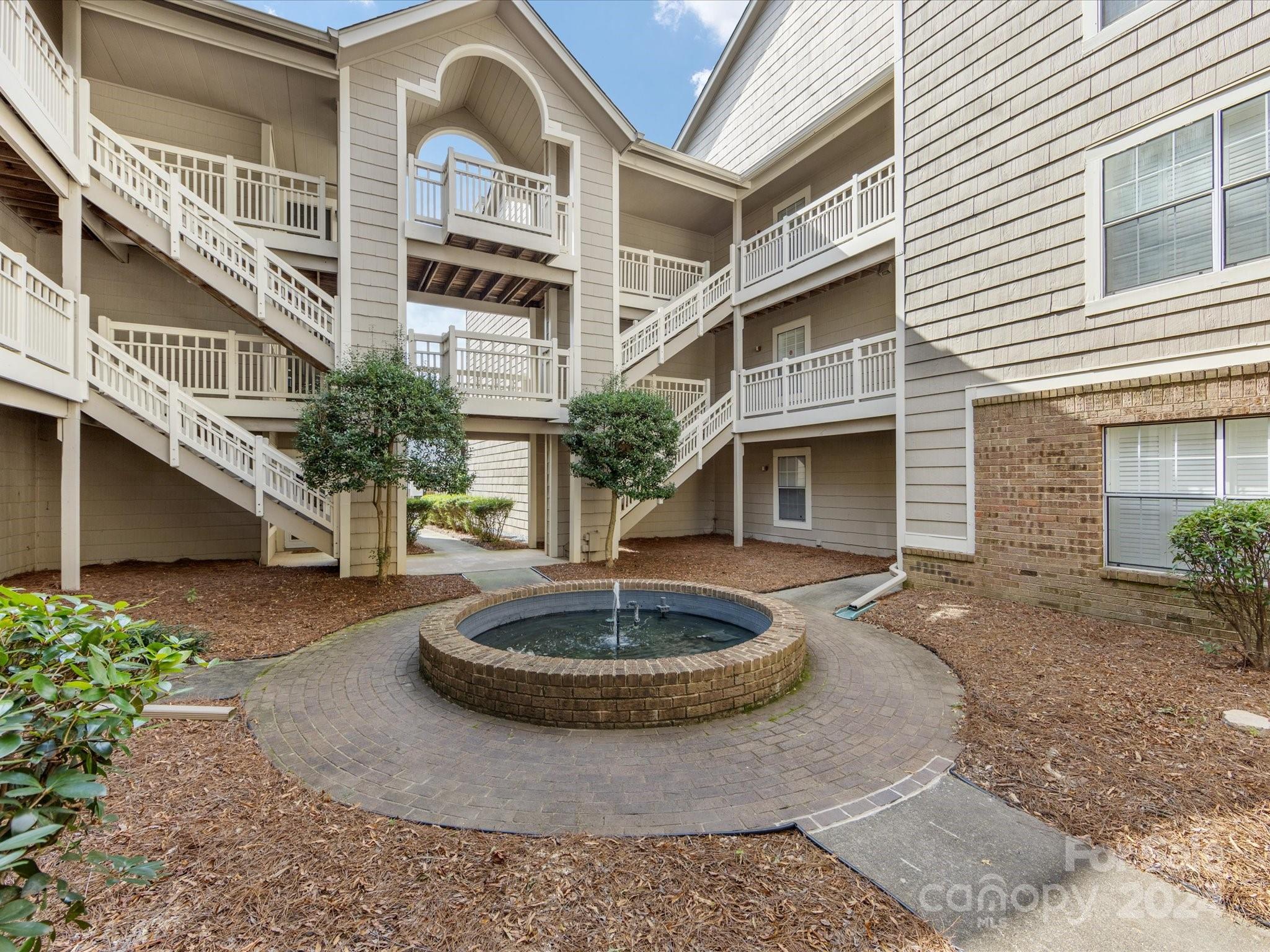 5003 Sharon Road, Unit D Charlotte, NC 28210 - Photo 32 of 34