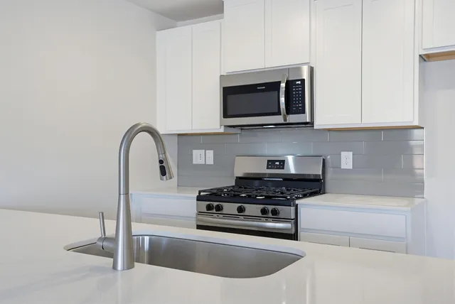 $179,999 | 1398 Cattleman Acres Drive, Inman, SC 29349