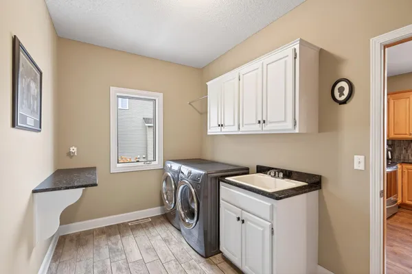 $669,000 | 9300 Tewsbury Gate, Maple Grove, MN 55311