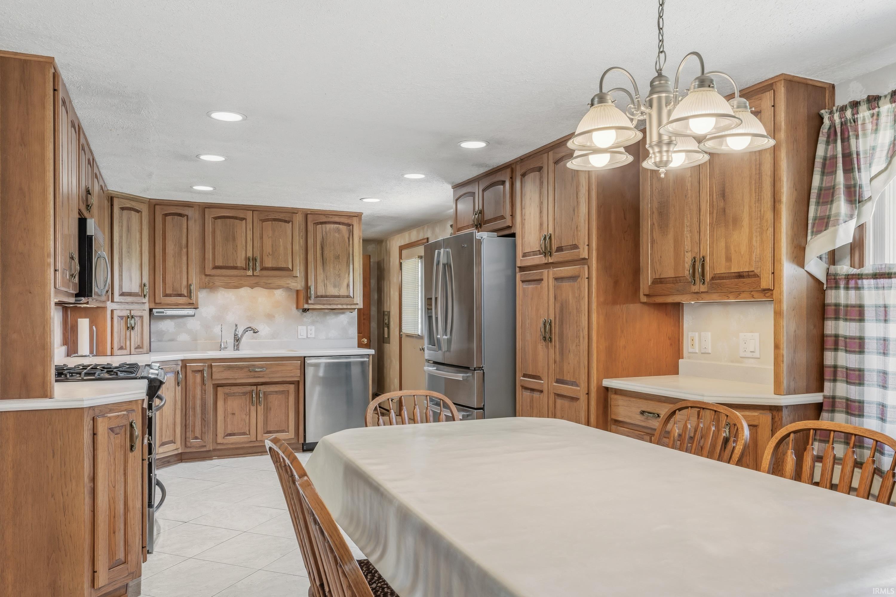 13810 Lafayette Center Road Roanoke, IN 46783 - Photo 12 of 39