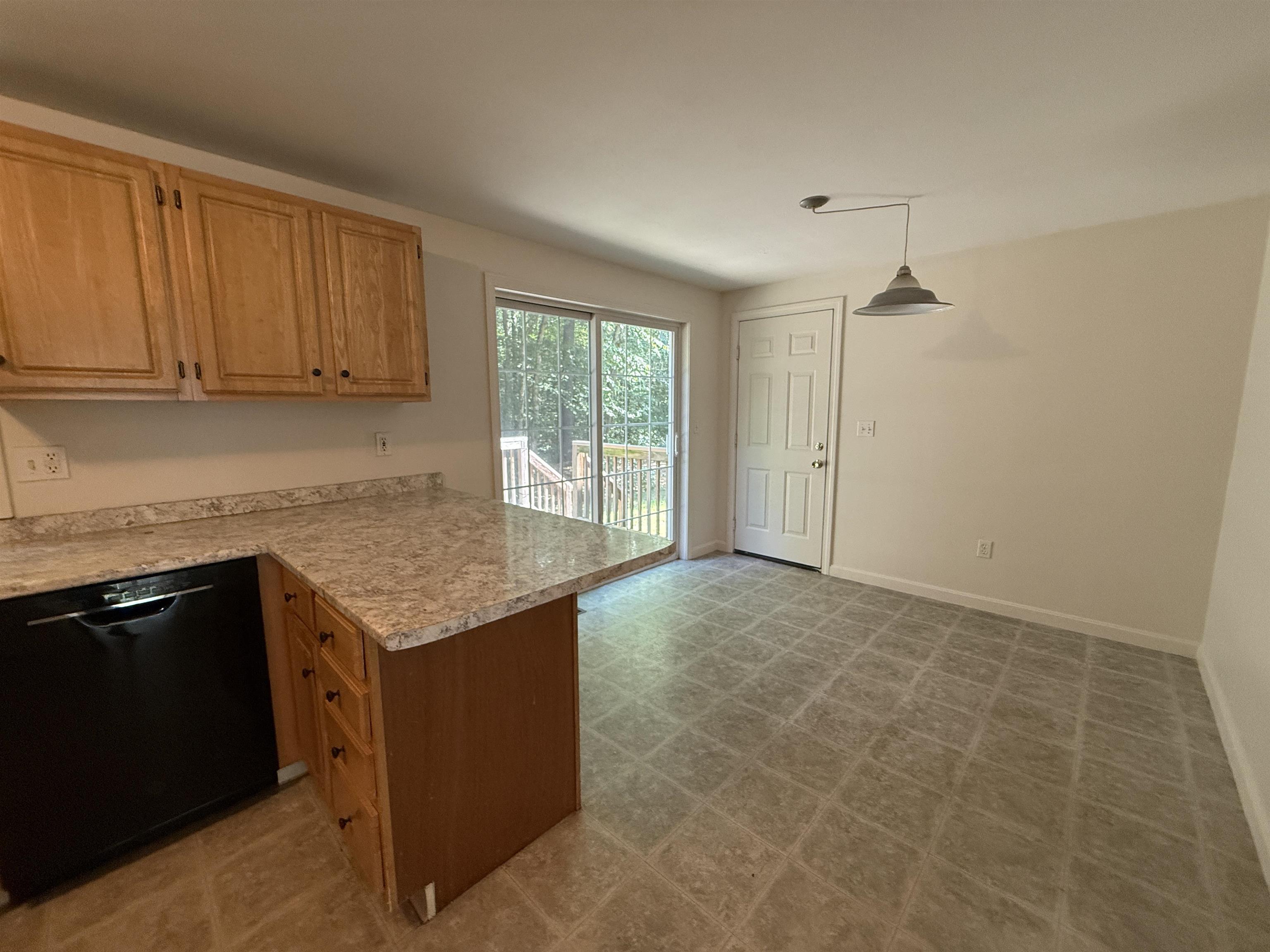 144 Main Street, Unit 2 Fremont, NH 03044 - Photo 5 of 25