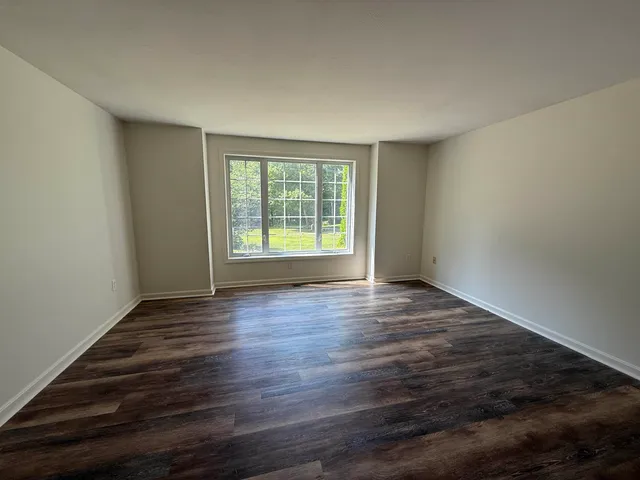 $3,000 | 144 Main Street, Unit 2, Fremont, NH 03044