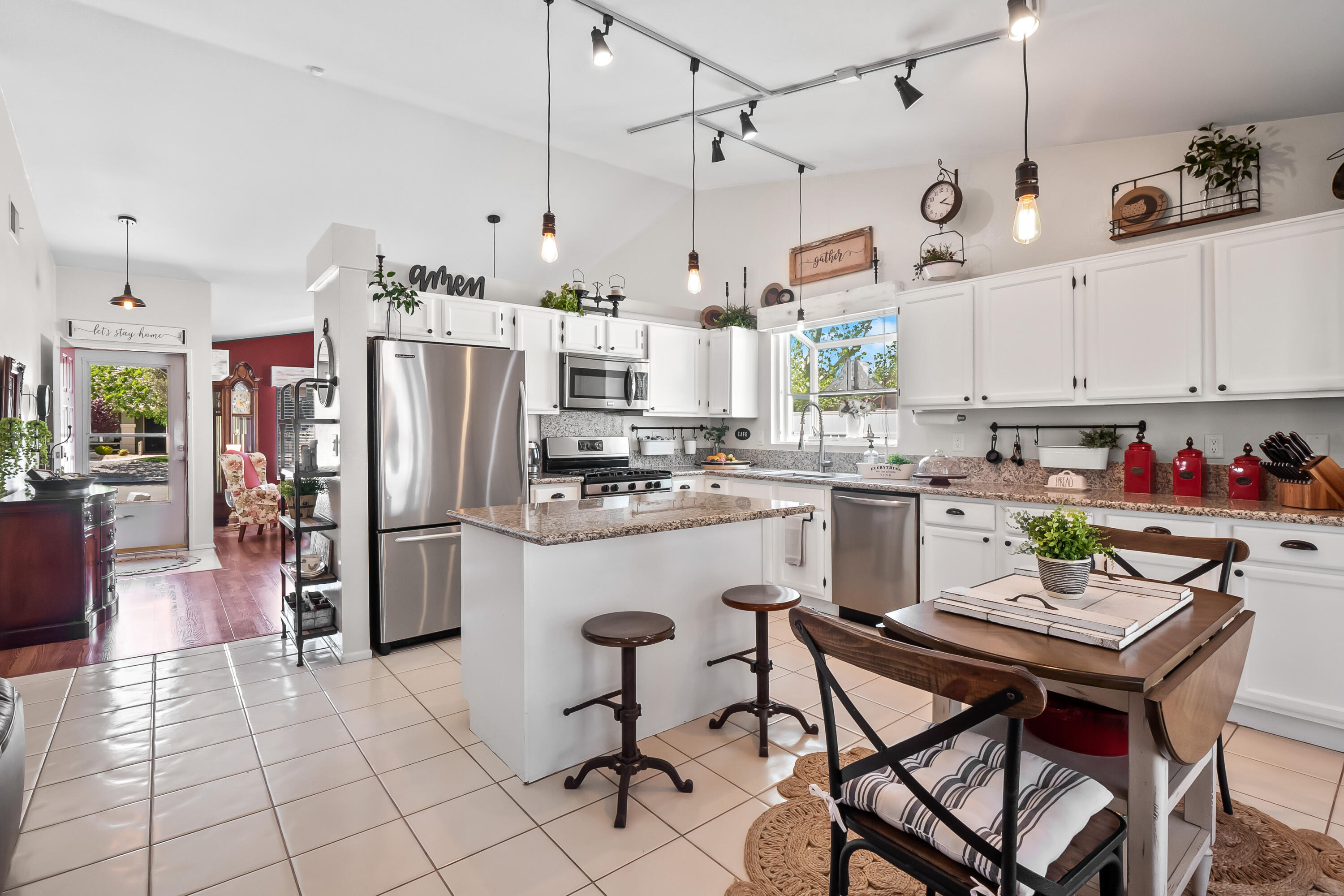 44328 Encanto Way Lancaster, CA 93536 - Photo 11 of 38 Encanto-11