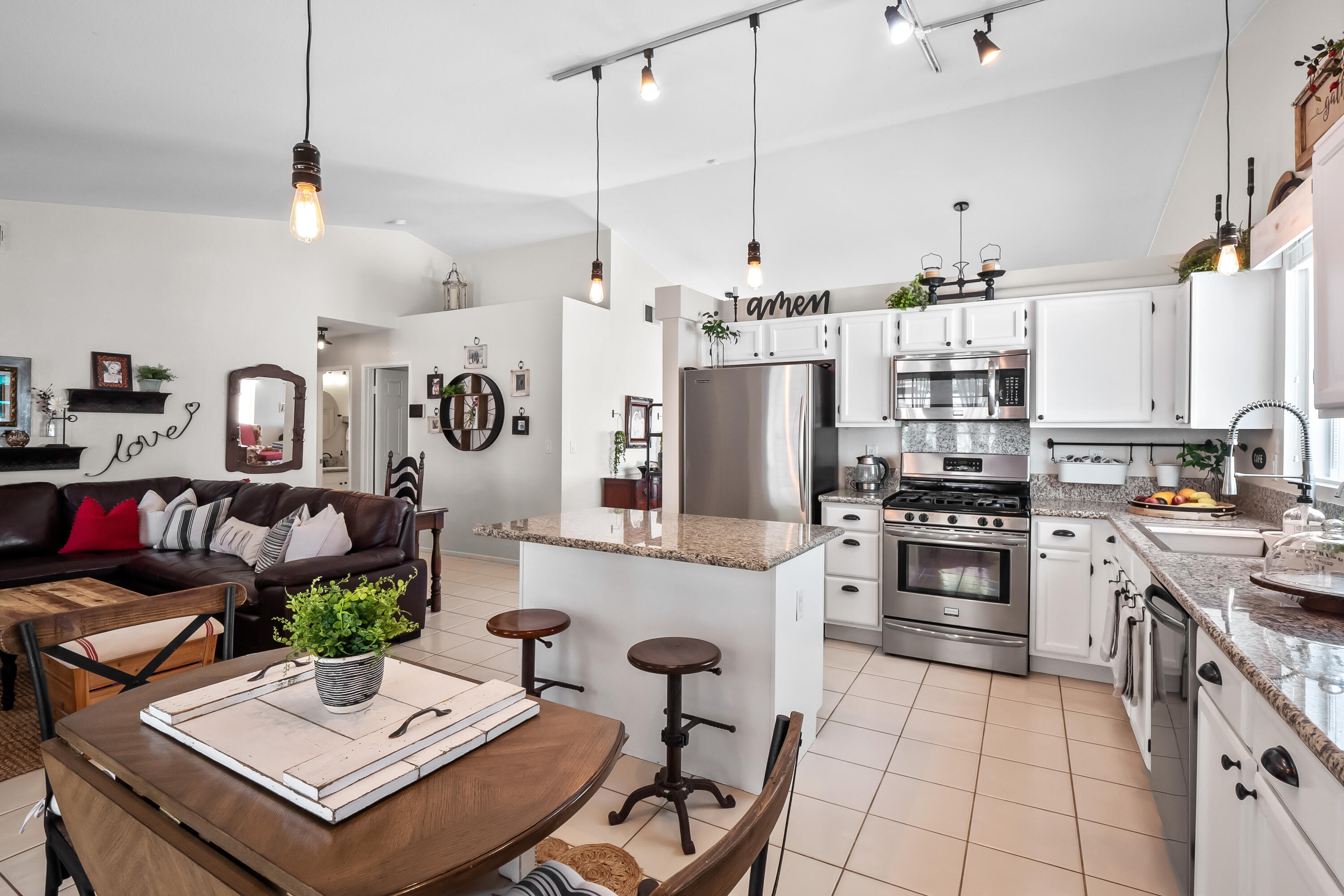 44328 Encanto Way Lancaster, CA 93536 - Photo 12 of 38 Encanto-12