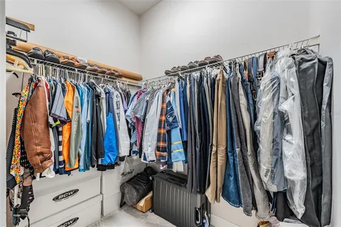 $695,000 | 19119 Mandarin Grove Place, Tampa, FL 33647