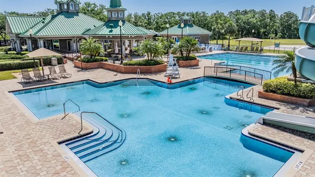 $695,000 | 19119 Mandarin Grove Place, Tampa, FL 33647